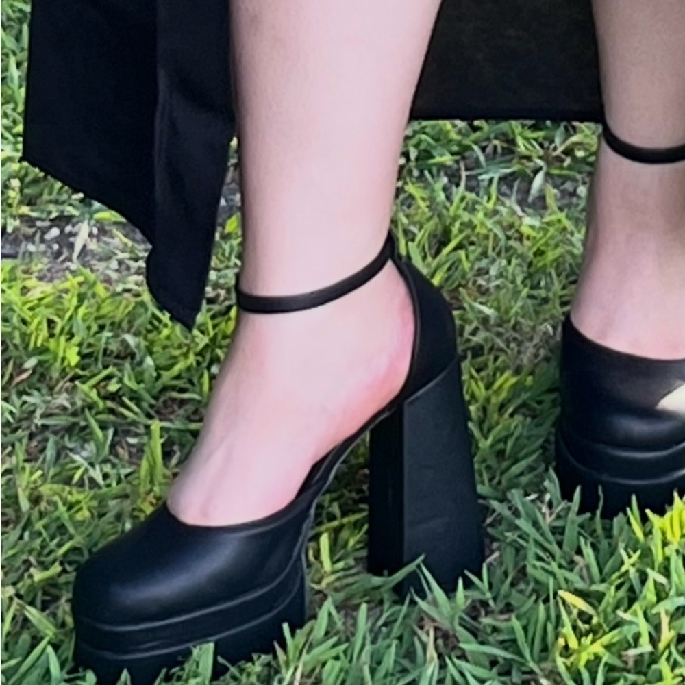 Black Platform Women's Shoes - Picture 11 of 16